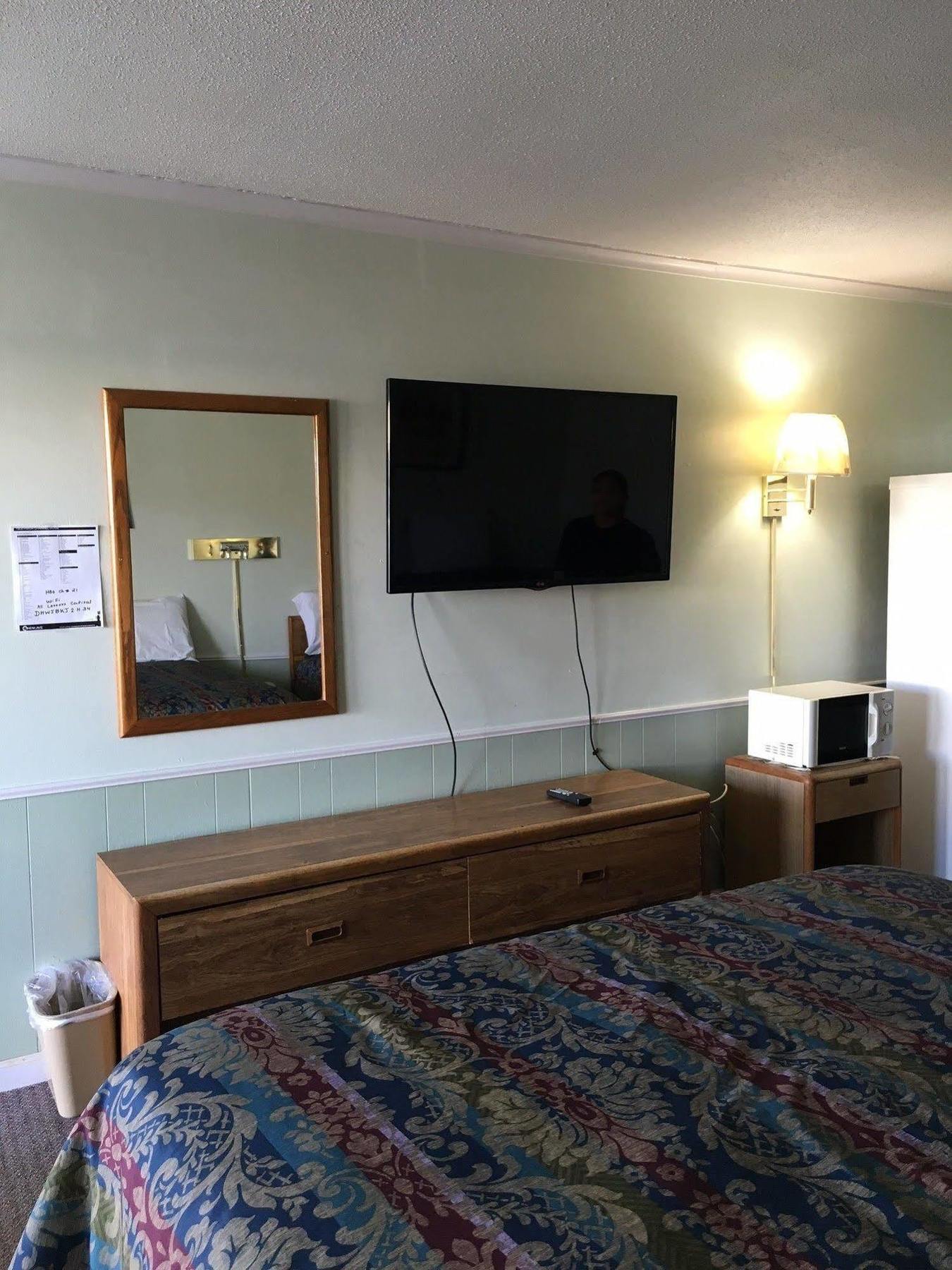 Aristocrat Motor Inn Bolivar エクステリア 写真
