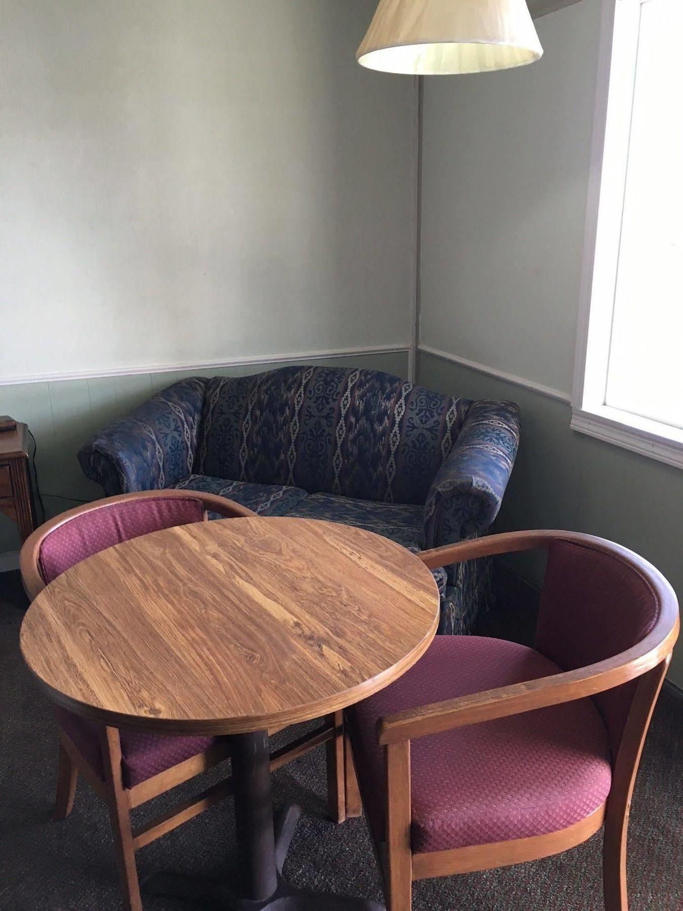 Aristocrat Motor Inn Bolivar エクステリア 写真